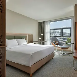 courtyard-by-marriott-berlin-city-center.find-berlin-hotels.com/